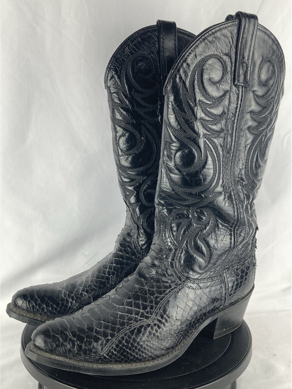 Men’s 9 D Acme Black Python Snakeskin Cowboy Boots Vintage Western Pointed Toe